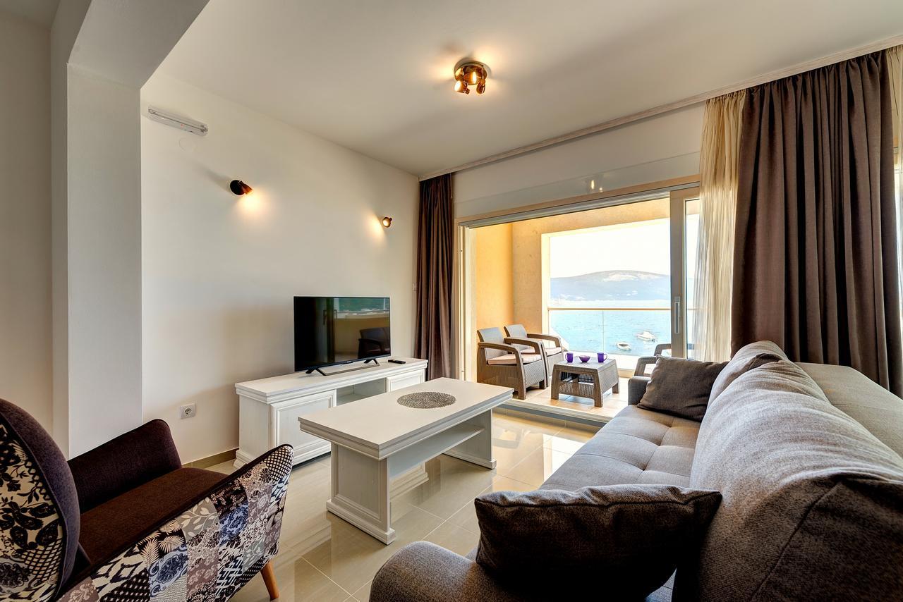 Apartments Villa Adriatic Tivat Kültér fotó