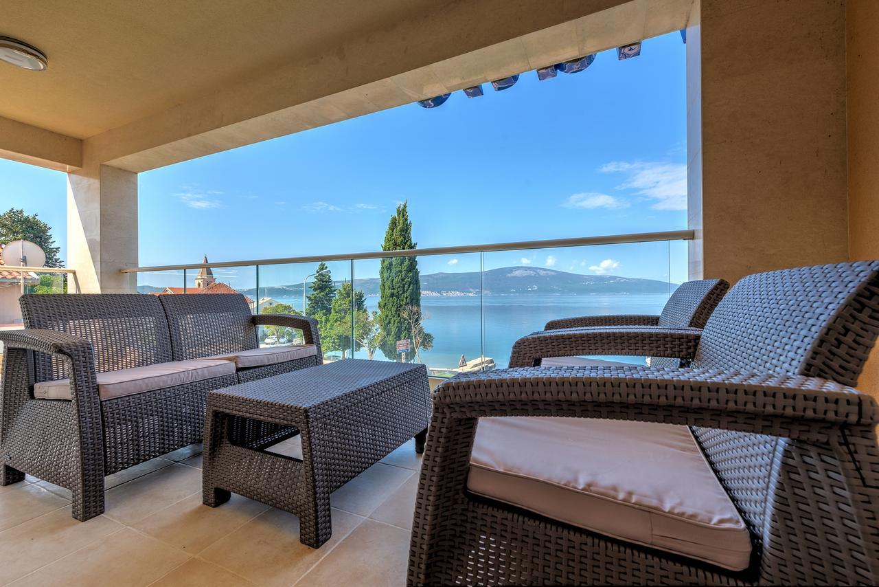 Apartments Villa Adriatic Tivat Kültér fotó